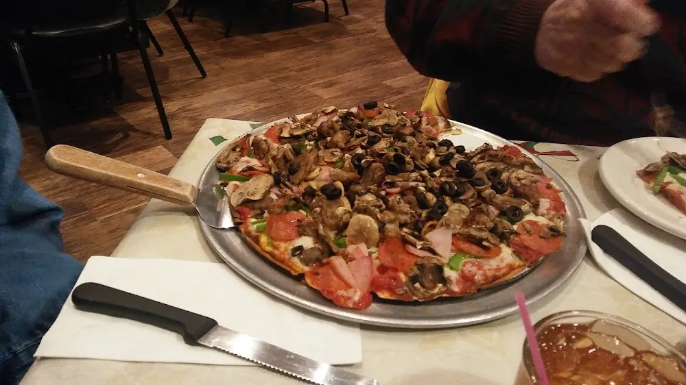 Deluxe Pizza